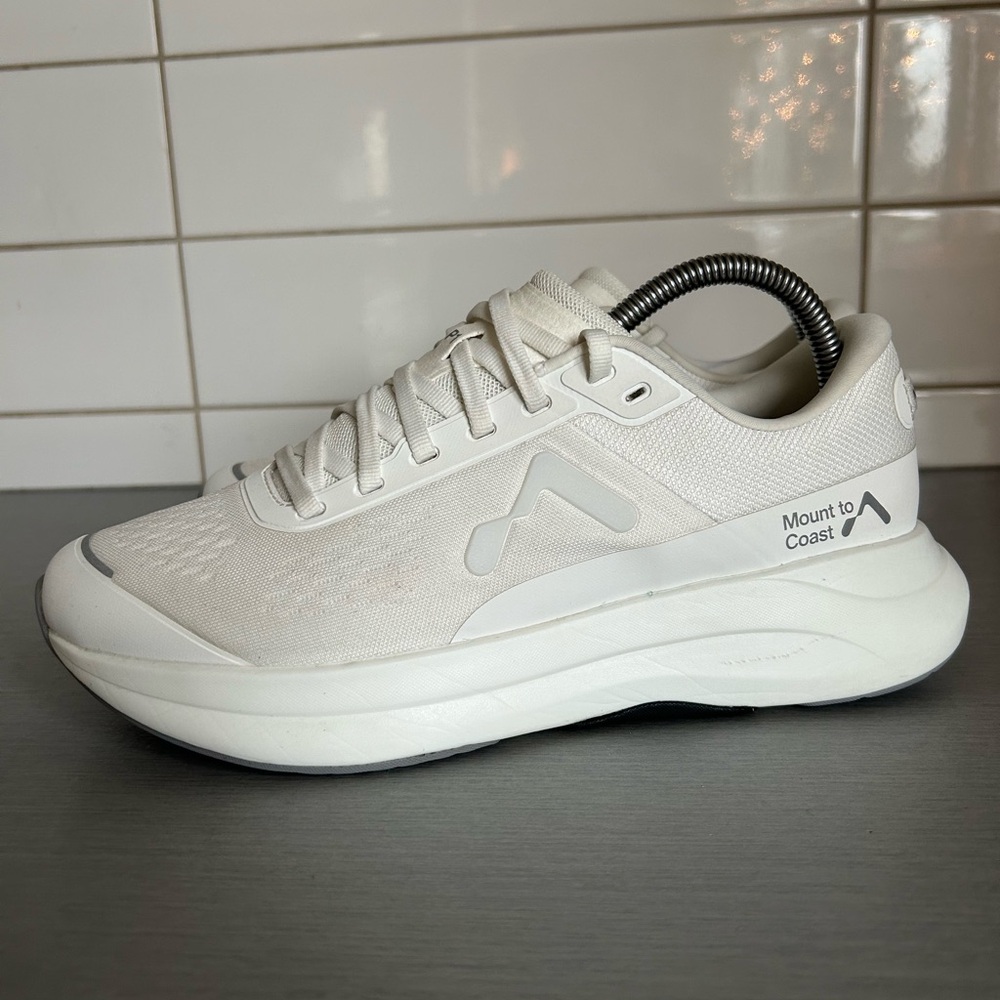 Mount to Coast P1 Running Shoes White Athletic Sneakers